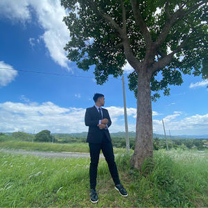 Meet your Posher, Luis